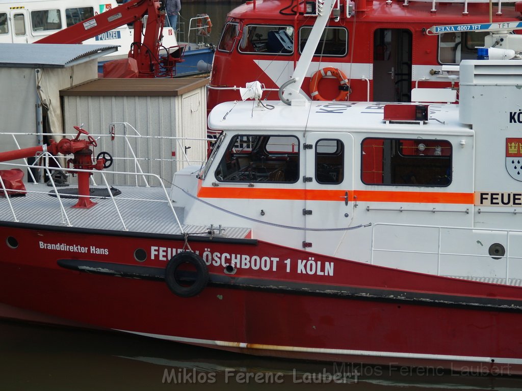 Loeschboot Branddirektor Hans   P086.JPG